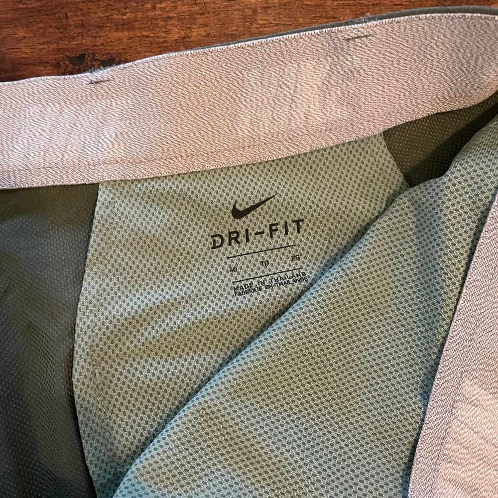 Nike Men’s Size 40 Waist Golf Shorts